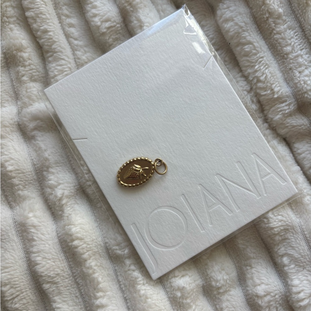 The Strawberry Charm